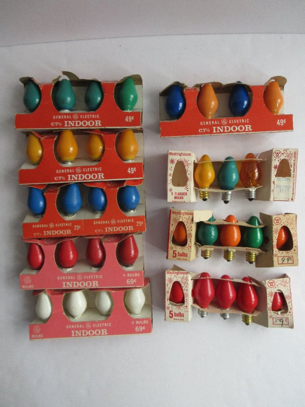 37 Christmas Bulb C 7 1/2 Multi Color Indoor Lamps GE & Other WORKING Vintage